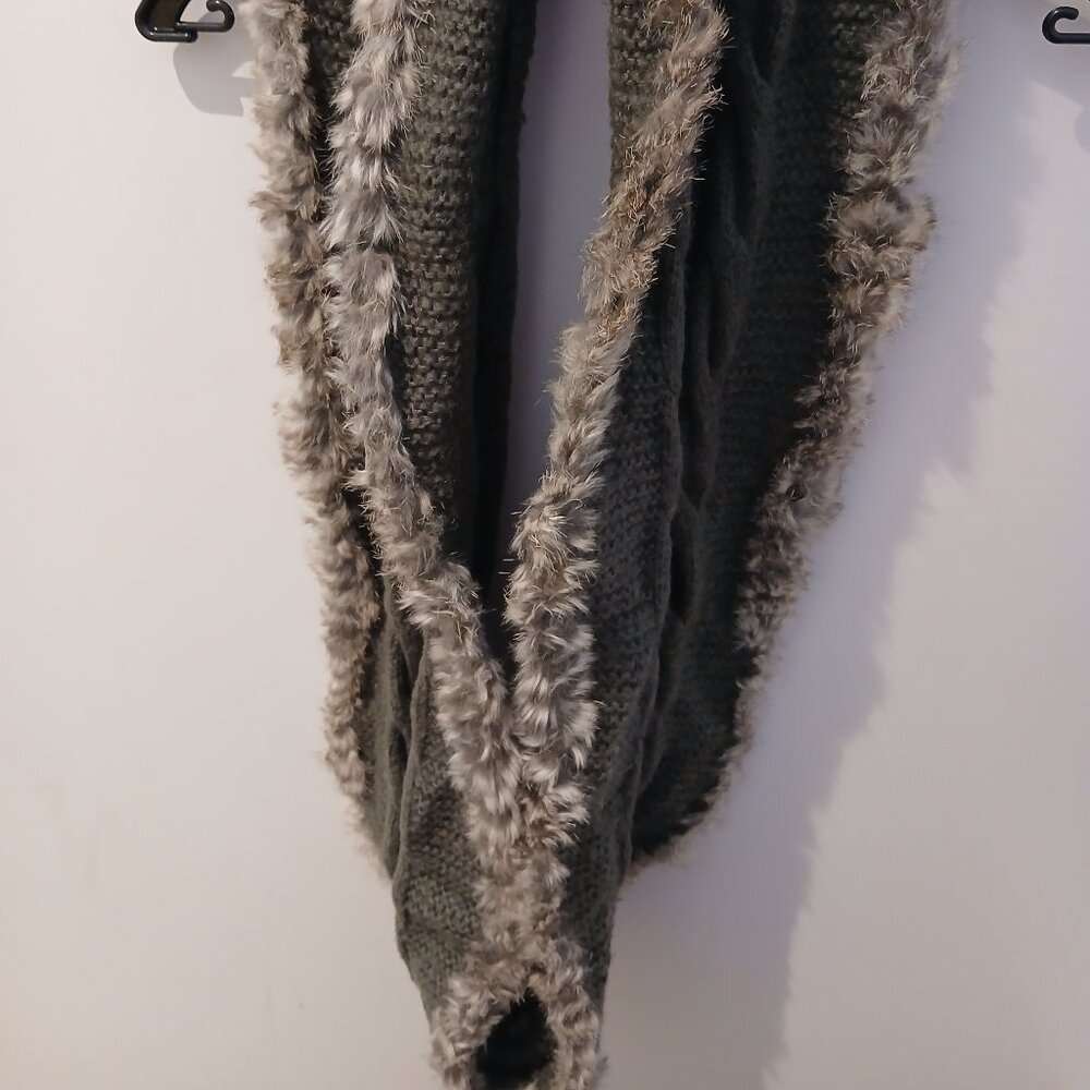 Rudsak Authentic Rabbit Fur & Knit Infinity Scarf - Picture 3 of 8